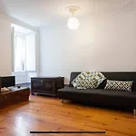 Cozy Flat In The Heart Of Lisbon